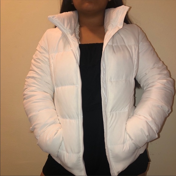white puffer jacket forever 21